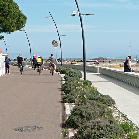 Seaview Beach Front Grado Pineta Andromeda Eksteriør bilde